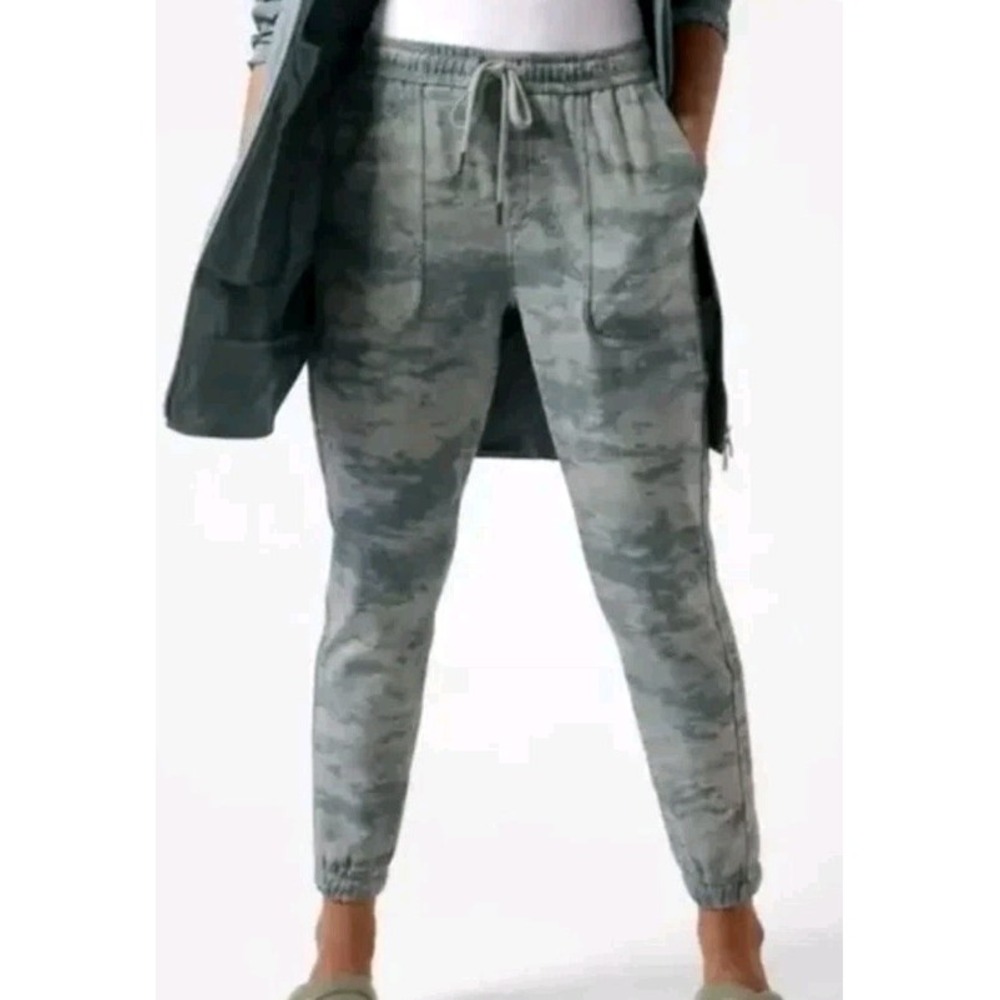 Athleta Camo Tie Dye Farallon Jogger Athleisure Pull-On Pant Women L Pockets EUC